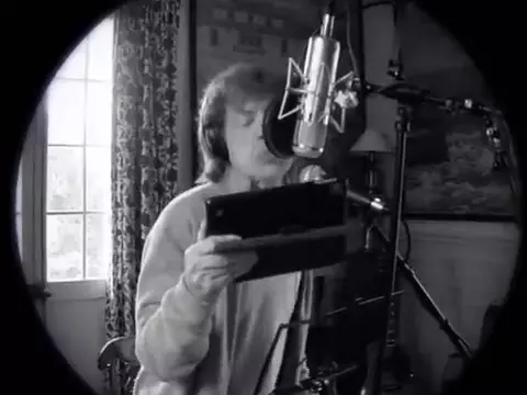 Rolling Stones lançam faixa Living in a Ghost Town; assista