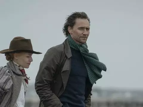Tom Hiddleston e Claire Danes em The Essex Serpent (Apple/Divulgação)