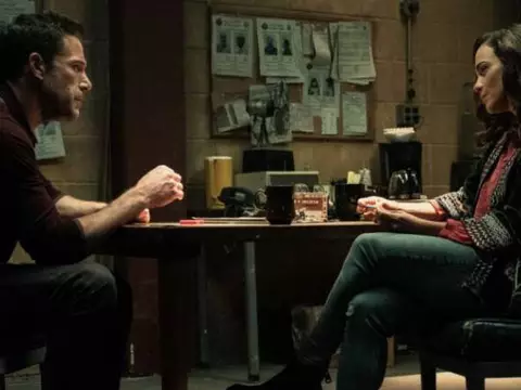 Ben Affleck e Alice Braga em Hypnotic: Ameaça Invisível (Reprodução)
