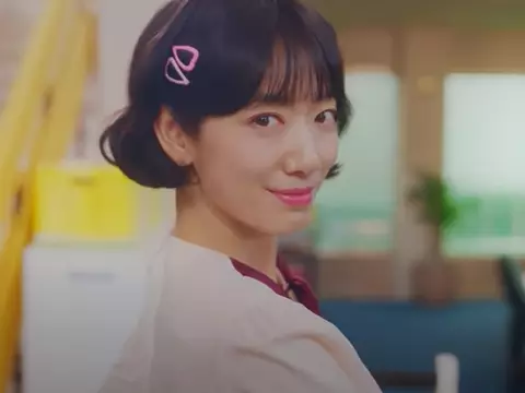 Park Shin-hye em Undercover Miss Hong (Reprodução)