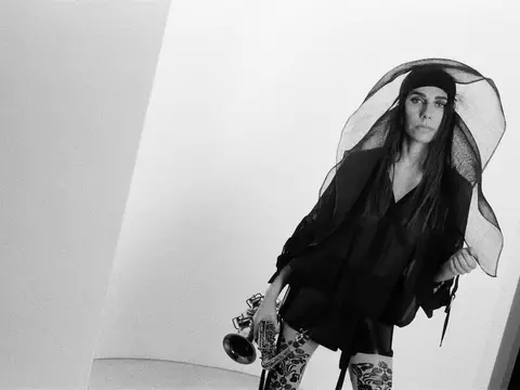 PJ Harvey fará show gratuito em São Paulo em novembro
