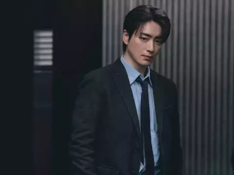 Lee Jun-hyuk em A Arte de Sarah (Reprodução)