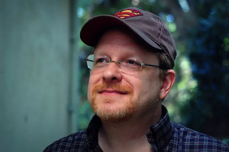 Mark_Waid_-_Profile_pic.jpg