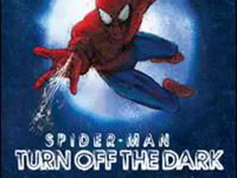 Musical do Homem-Aranha sofre processo de ex-diretora