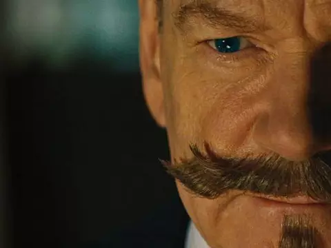 Kenneth Branagh em cena de A Noite das Bruxas (Reprodução/YouTube)