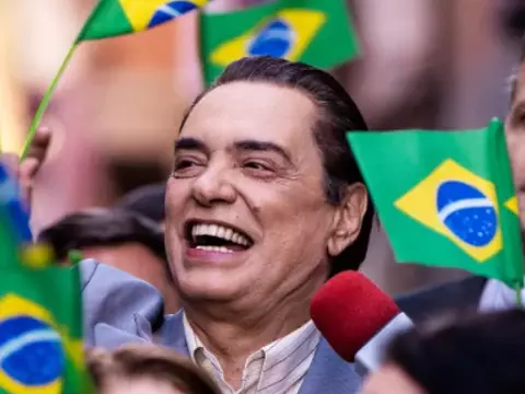 O Rei da TV foca no Silvio Santos político em 2ª temporada mais convencional