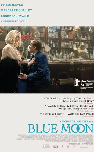 Blue Moon conta com Ethan Hawke magnético em comédia de sutilezas