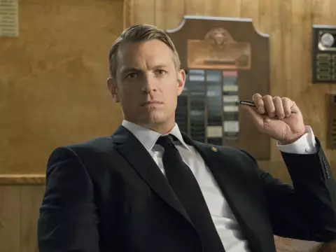 Imperfect Women | Série do Apple TV+ terá Joel Kinnaman