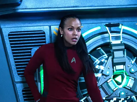 Star Trek 4 | Zoe Saldaña quer filmar logo: "Elenco está envelhecendo"