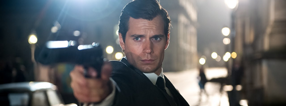 Henry Cavill não foi James Bond por conta da idade, diz diretor