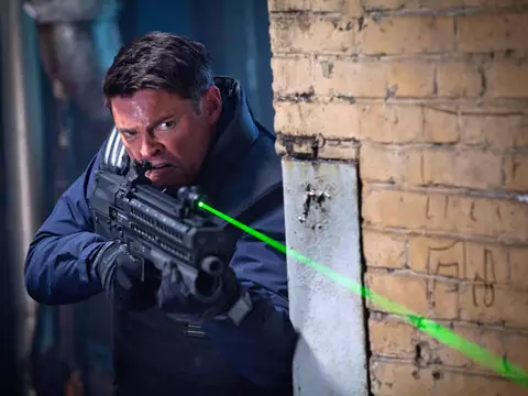 Almost Human, nova série de J.J Abrams, ganha trailer cinematográfico