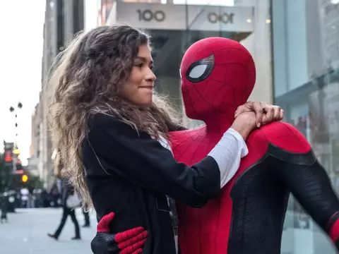 Homem-Aranha 4 ganha primeiras imagens de Zendaya e Tom Holland juntos