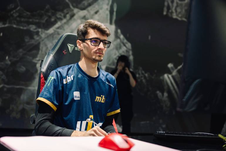 Rato do Global - WaveIGL confirmado como novo coach da MiBR 🤔