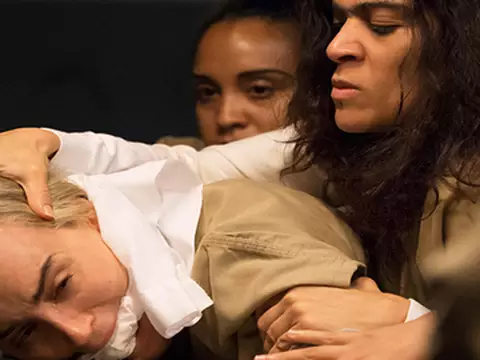 Orange is the New Black | Piper é ameaçada em trailer da quarta temporada