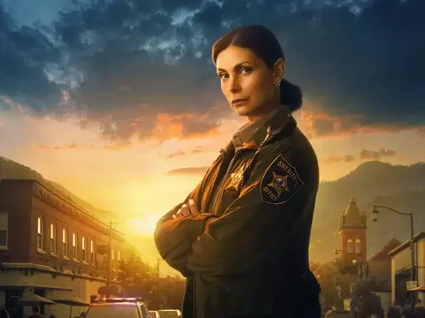 Morena Baccarin publica vídeo reagindo a vitória do Brasil em bastidor de série