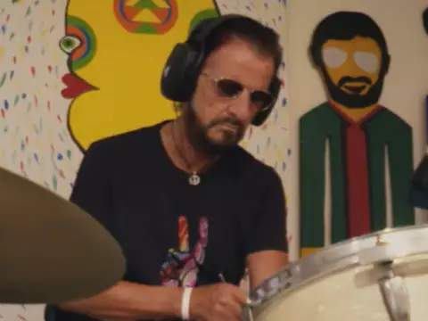 Ringo Starr não botava fé nos Beatles: "Eu ia abrir um cabeleireiro"