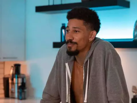 Meu Namorado Fake faz uma teia de mentiras parecer divertida