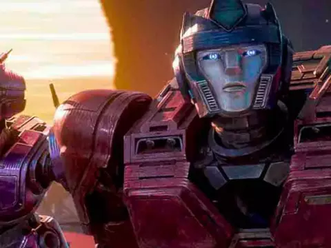 Cena de Transformers: O Início (Reprodução)