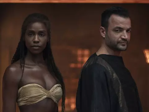 Cena de Spartacus: House of Ashur (Reprodução)