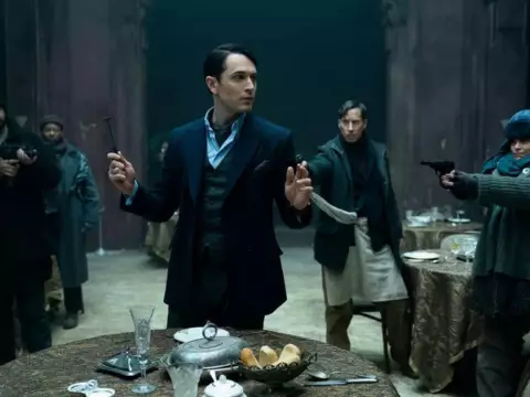 Colin Woodell em O Continental (Prime Video/Divulgação)