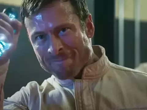 O Concorrente | Confira nova imagem de Glen Powell no longa