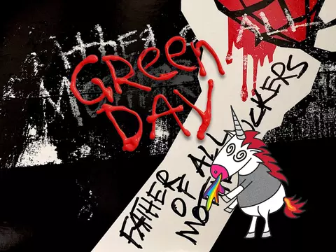 Capa de Father of All/Warner Music/Reprodução