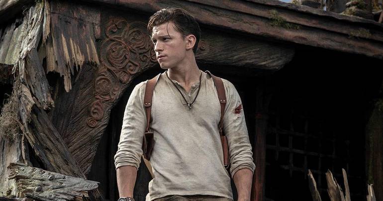 Tom Holland como Nathan Drake.