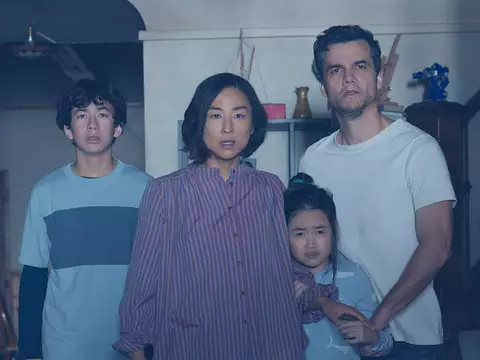 A Última Casa | Suspense da Netflix com Wagner Moura e Greta Lee ganha trailer
