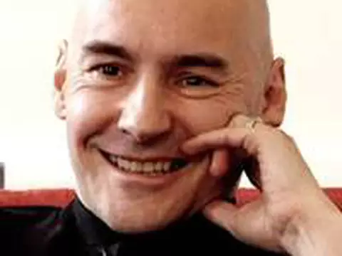 Grant Morrison será condecorado com a medalha da Ordem do Império Britânico