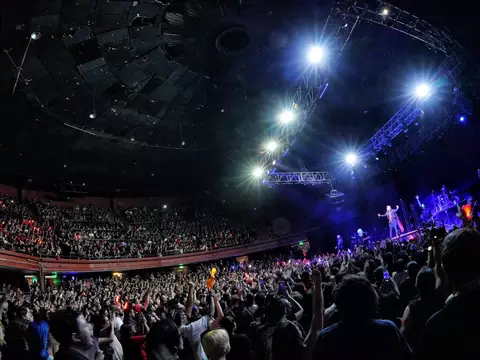 Gackt é impactado pelo amor dos fãs em primeiro show no Brasil