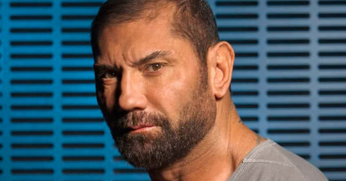 Dave Bautista posta vídeo com armadura de Gears of War: 'Não posso