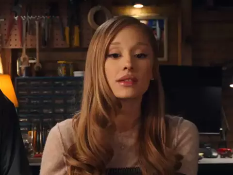 La nueva Focker presenta tráiler con Ariana Grande en CinemaCon: míralo aquí