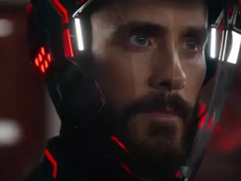Jared Leto em Tron: Ares (Reprodução)