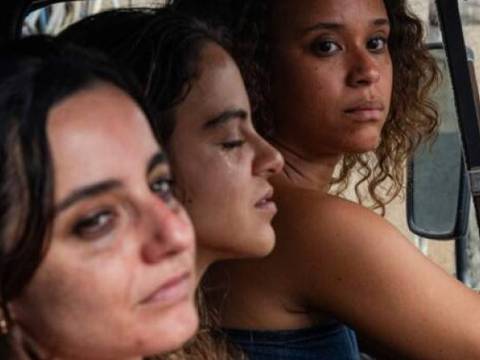 Serra das Almas: Um Thriller de Contrastes e Tensão Crescente