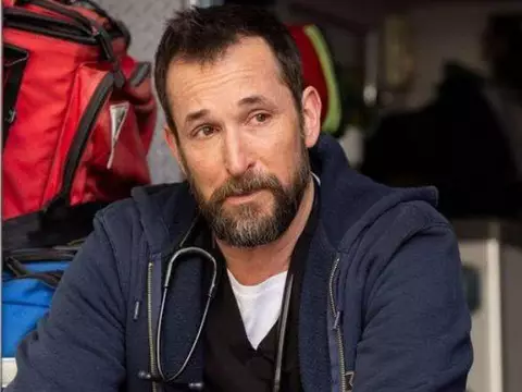 Emmy 2025 | Noah Wyle leva prêmio de Melhor Ator em Série Dramática