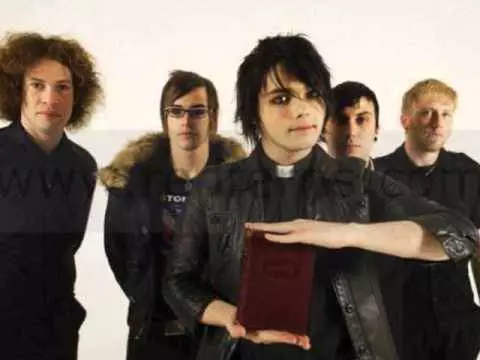 My Chemical Romance lança "The World Is Ugly" e "The Light Behind Your Eyes"