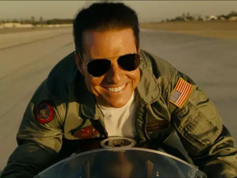 Tom Cruise recebe Oscar honorário - sua primeira estatueta
