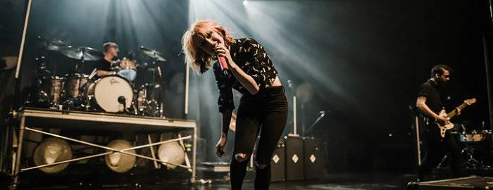 Paramore se apresenta em show