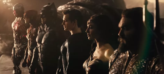 Novo filme de Zack Snyder na Netflix ganha teaser com astro da