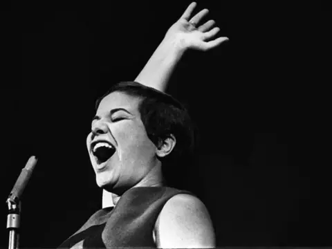 Elis Regina vai ganhar biografia em quadrinhos; confira