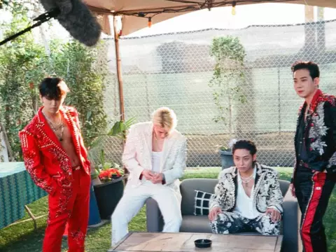 Cena de The Rose: Come Back to Me (Reprodução)