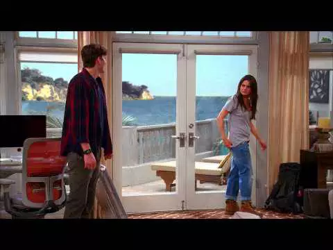 Two and a Half Men | Assista a uma cena da participação de Mila Kunis na série