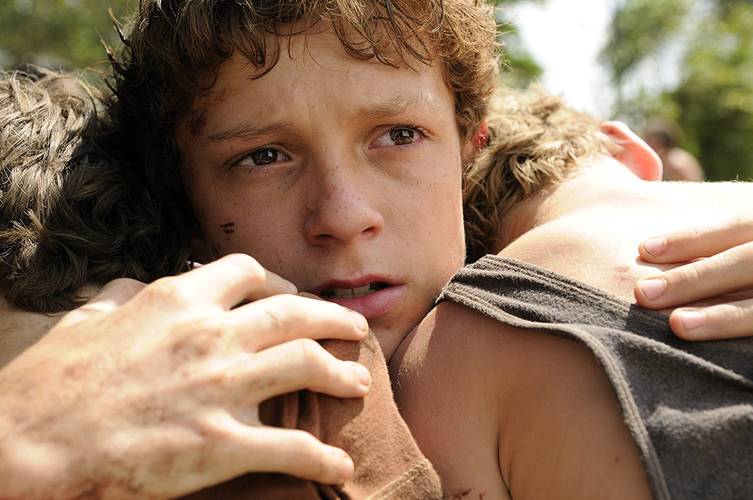 Tom Holland em O Impossível