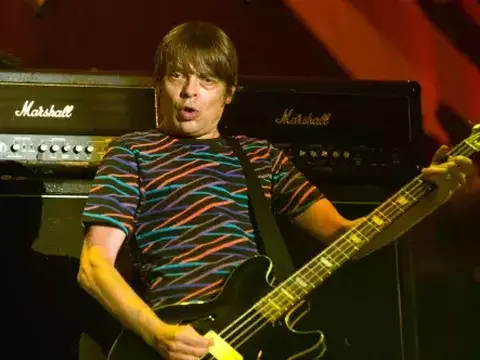 Gary 'Mani' Mounfield, baixista do Stone Roses, morre aos 63 anos