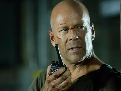 Bruce Willis está vivendo em casa de apoio após diagnóstico de doença