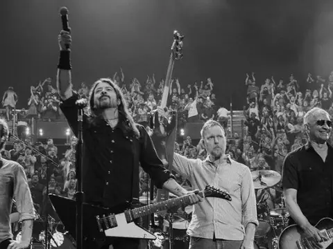 O Foo Fighters durante show tributo a Taylor Hawkins, em 2022 (Reprodução/Instagram)
