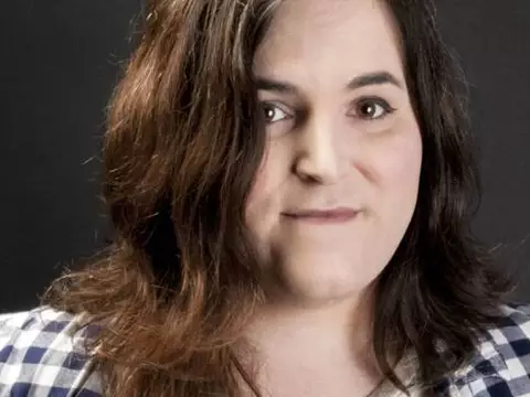 Apenas uma Garota | "Espero que o que eu escreva seja arte antes de ativismo", diz Meredith Russo