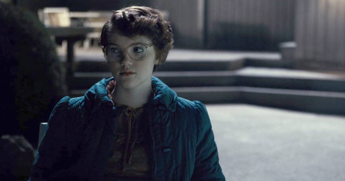 Stranger Things  Criadores prometem justiça para Barb na 2ª temporada