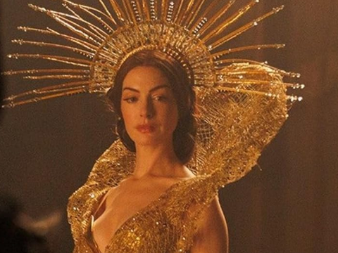 Mother Mary | Anne Hathaway gravou canções originais para o filme