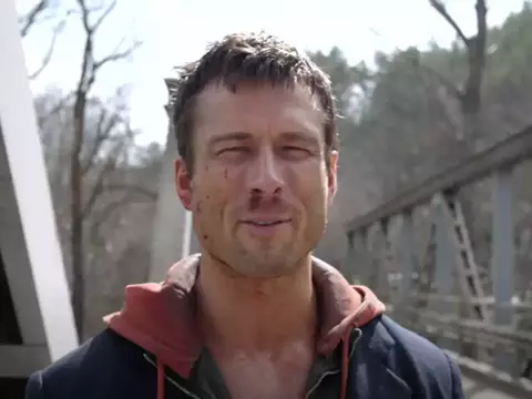 O Sobrevivente ganha novo teaser de bastidores com Glen Powell em ação
